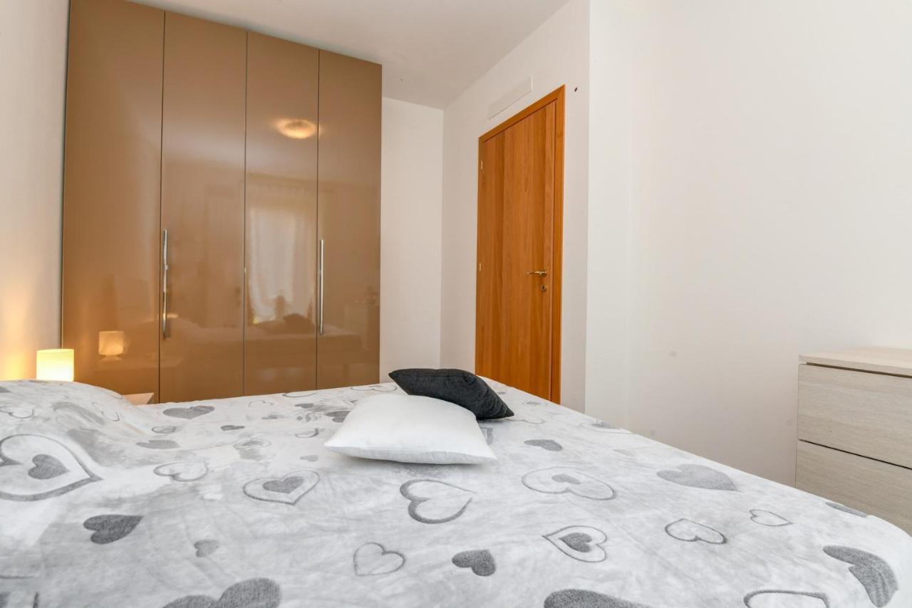 Appartamento 6 Happiness Toscolano-Maderno Esterno foto