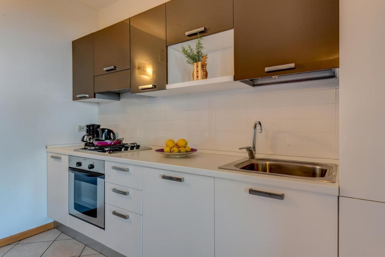 Appartamento 6 Happiness Toscolano-Maderno Esterno foto